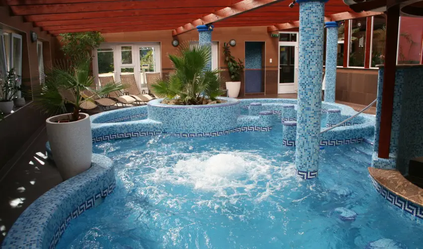 Bagolyvr Inrcs Inrcs - Oktber 23. 