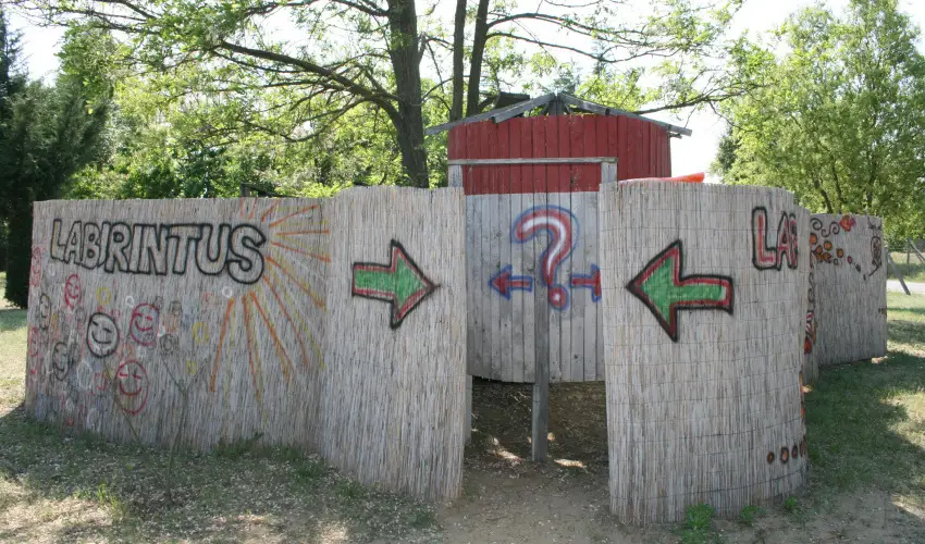 Bagolyvr Inrcs Inrcs - Oktber 23. 