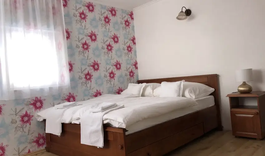 Bagolyvr Inrcs Inrcs - Oktber 23. 