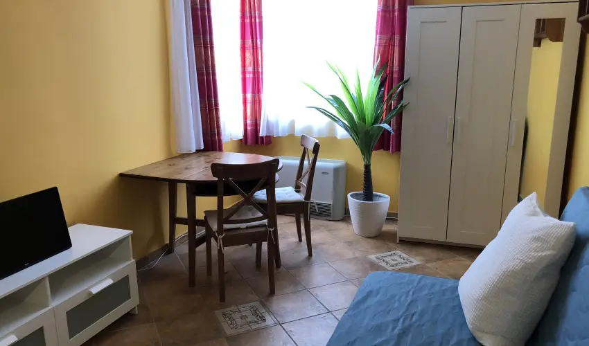 Bagolyvr Inrcs Inrcs - Oktber 23. 