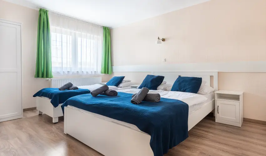 Bagolyvr Inrcs Inrcs - Oktber 23. 