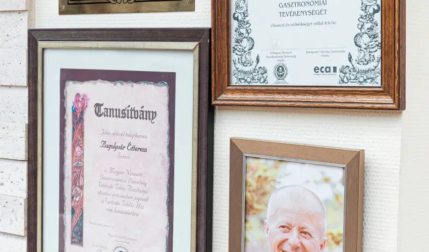 Bagolyvr Inrcs Inrcs - Oktber 23. 