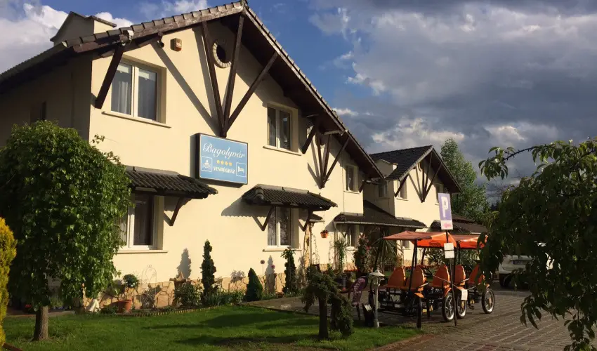 Bagolyvr Inrcs Inrcs - Oktber 23. 