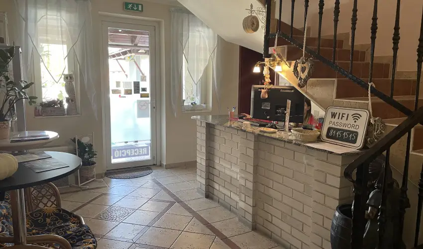 Bagolyvr Inrcs Inrcs - Oktber 23. 