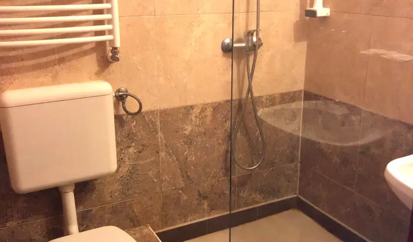 Bagolyvr Inrcs Inrcs - Oktber 23. 