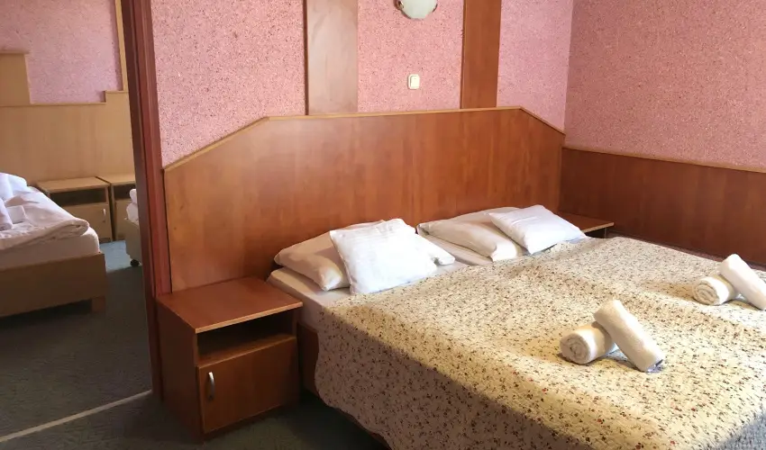 Bagolyvr Inrcs Inrcs - Oktber 23. 