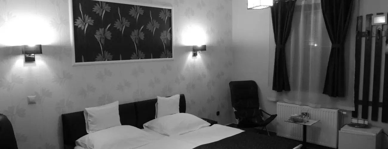 Bajor Panzi Aparthotel Bk, Bkfrd - Oktber 23. (min. 2 j)