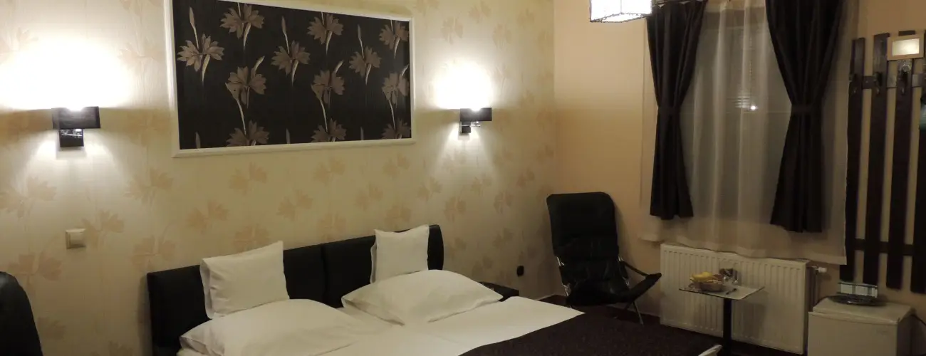 Bajor Panzi Aparthotel Bk, Bkfrd - Oktber 23. 