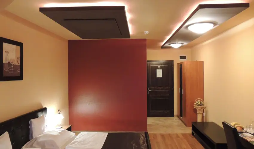 Bajor Panzi Aparthotel Bk, Bkfrd - Oktber 23.