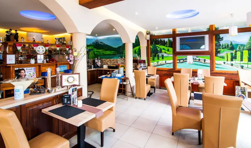 Bajor Panzi Aparthotel Bk, Bkfrd - Oktber 23.