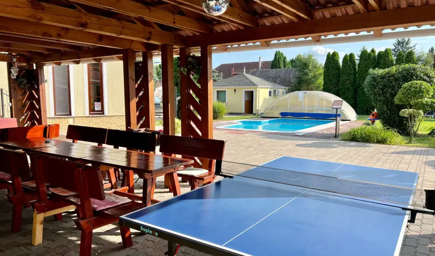 Bajor Panzi Aparthotel Bk, Bkfrd - Oktber 23.