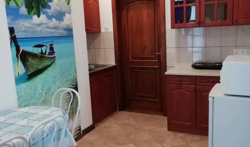 Balla Apartmanhz Sifok - Oktber 23. (min. 2 j)