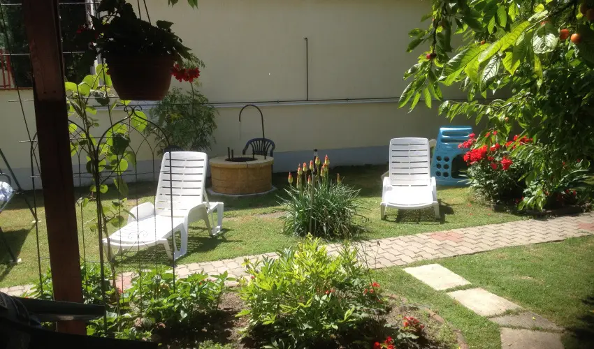 Balla Apartmanhz Sifok - Oktber 23. (min. 2 j)