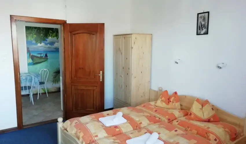 Balla Apartmanhz Sifok - Oktber 23. (min. 2 j)