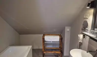 Barka Galria Hotel s tterem Tllya