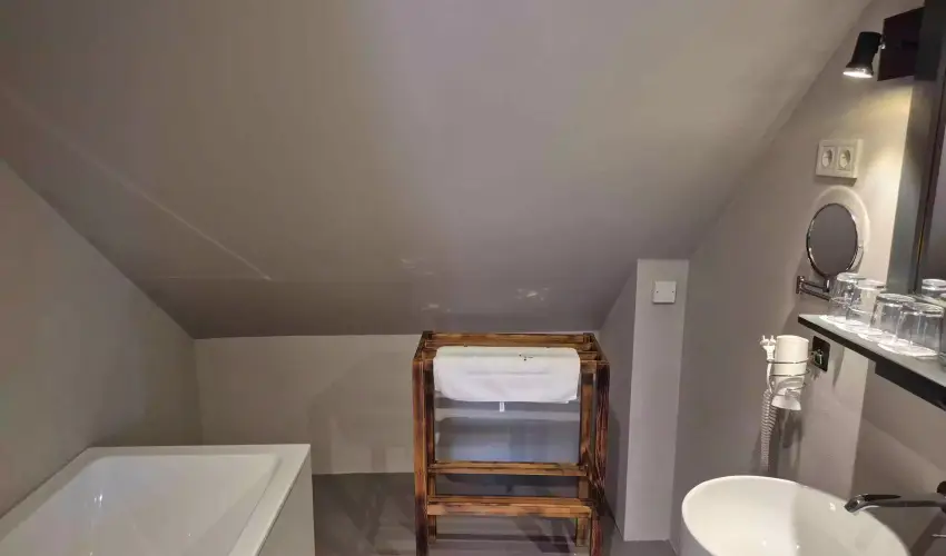 Barka Galria Hotel s tterem Tllya - Oktber 23. (min. 3 j)