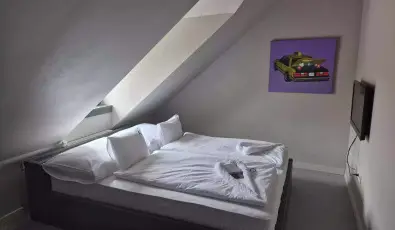 Barka Galria Hotel s tterem Tllya