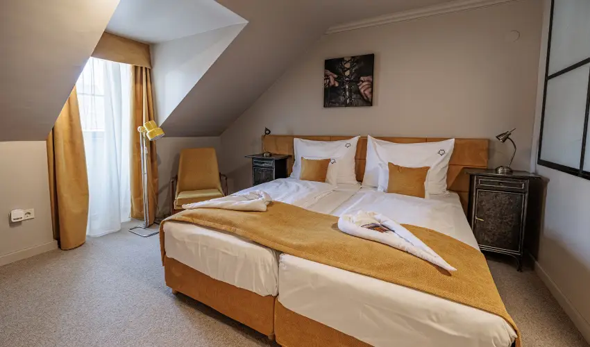 Barka Galria Hotel s tterem Tllya - Oktber 23. (min. 3 j)