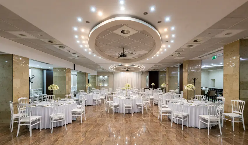 Bástya Konferencia és Wellness Hotel Miskolctapolca - Október 23.