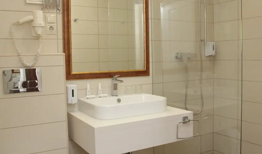 Batthyny Kastlyszll Zalacsny - Oktber 23. (min. 3 j)