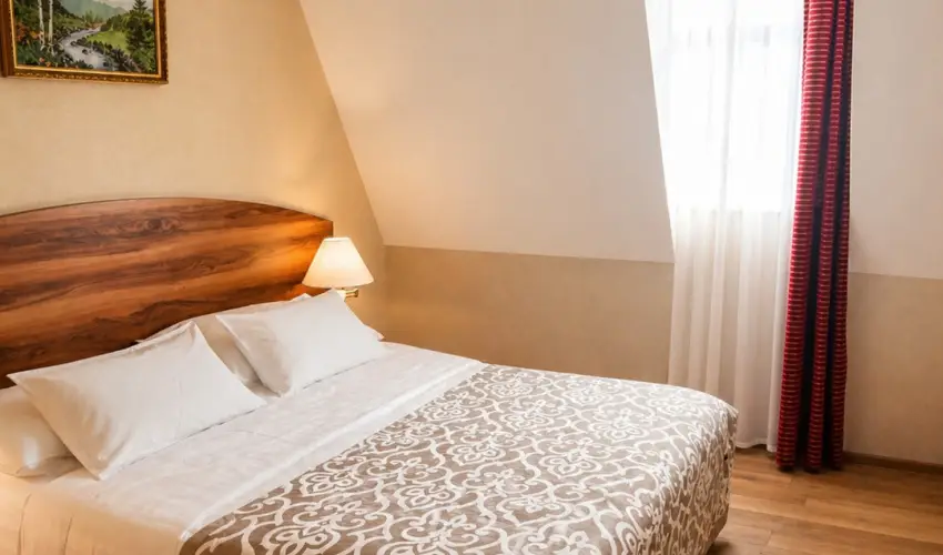 Batthy�ny Kast�lysz�ll� Zalacs�ny - Okt�ber 23. - teljes el�refizet�ssel