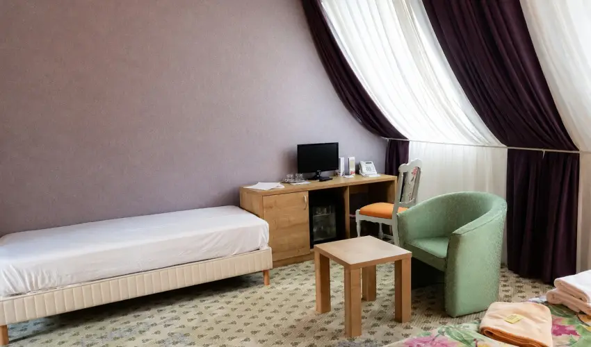 Batthy�ny Kast�lysz�ll� Zalacs�ny - Okt�ber 23. - teljes el�refizet�ssel