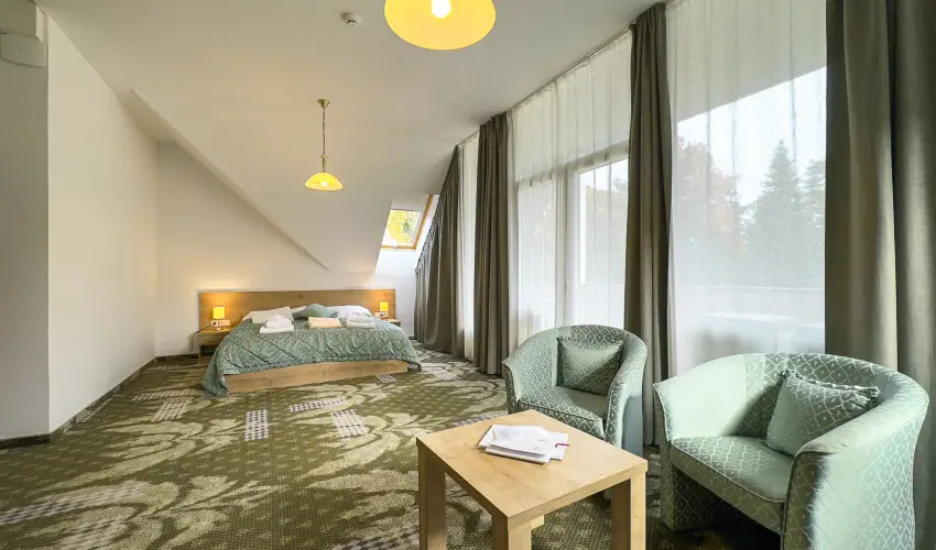 Batthy�ny Kast�lysz�ll� Zalacs�ny - Okt�ber 23. - teljes el�refizet�ssel