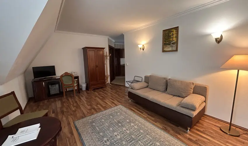 Batthy�ny Kast�lysz�ll� Zalacs�ny - Okt�ber 23. - teljes el�refizet�ssel