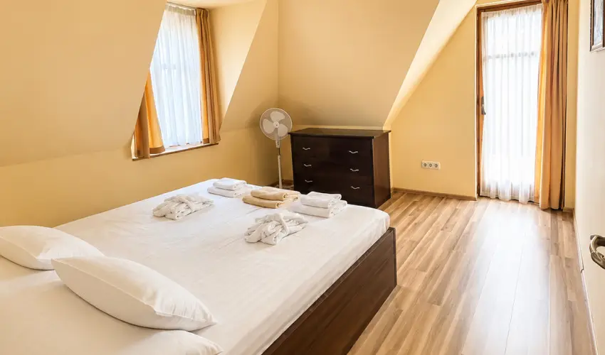 Batthy�ny Kast�lysz�ll� Zalacs�ny - Okt�ber 23. - teljes el�refizet�ssel