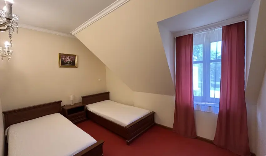 Batthy�ny Kast�lysz�ll� Zalacs�ny - Okt�ber 23. - teljes el�refizet�ssel