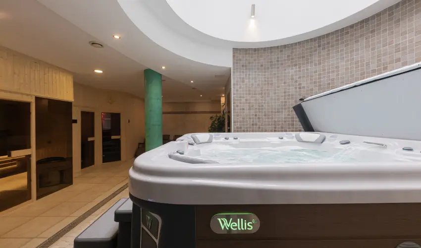 Bazilika alatti Panzi Esztergom - Oktber 23. 