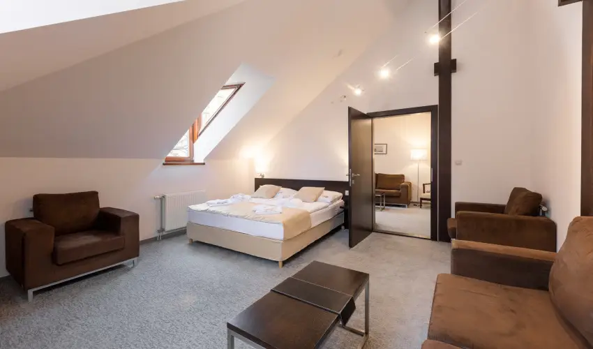 Bazilika alatti Panzi Esztergom - Oktber 23. 