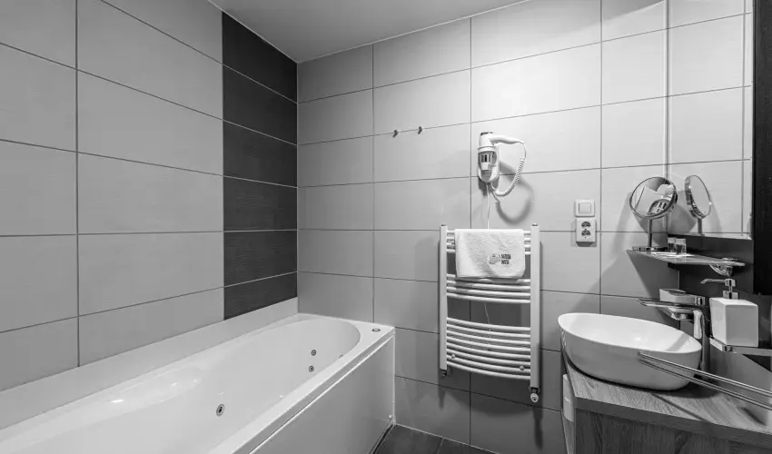 Bazilika alatti Panzi Esztergom - Oktber 23. 