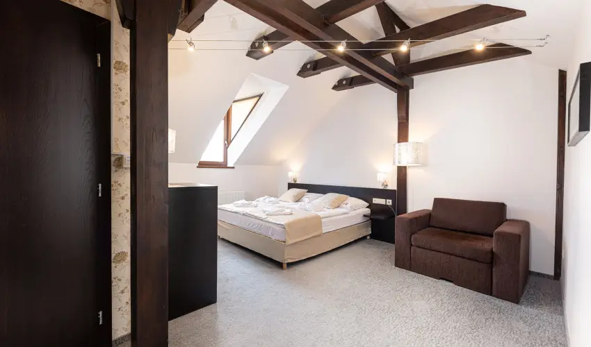 Bazilika alatti Panzi Esztergom - Oktber 23. 