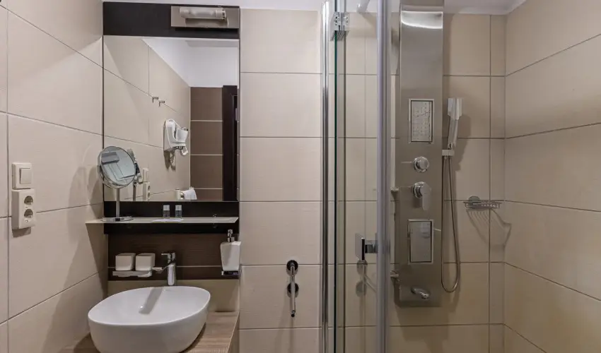 Bazilika alatti Panzi Esztergom - Oktber 23. 