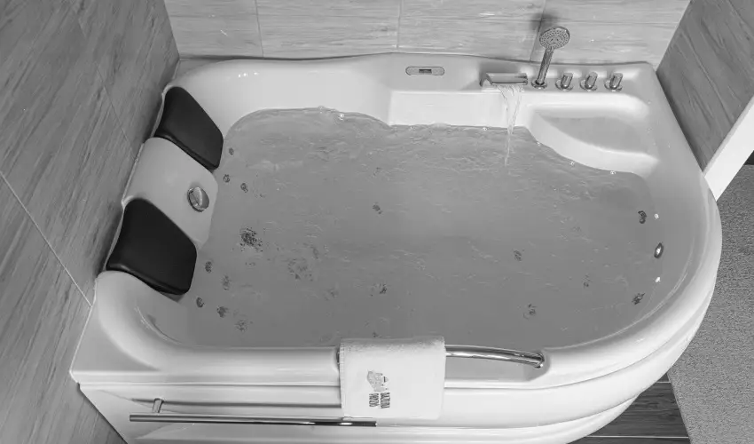 Bazilika alatti Panzi Esztergom - Oktber 23. 