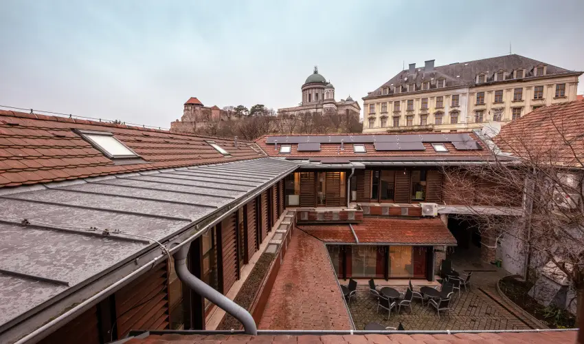 Bazilika alatti Panzi Esztergom - Oktber 23. 