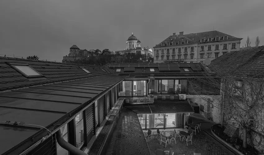 Bazilika alatti Panzi Esztergom - Oktber 23. 