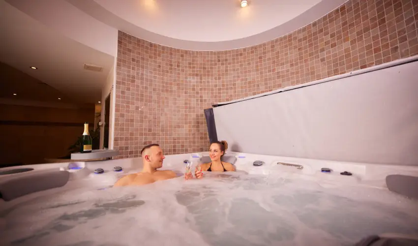 Bazilika alatti Panzi Esztergom - Oktber 23. 