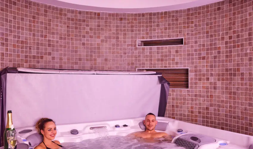 Bazilika alatti Panzi Esztergom - Oktber 23. 