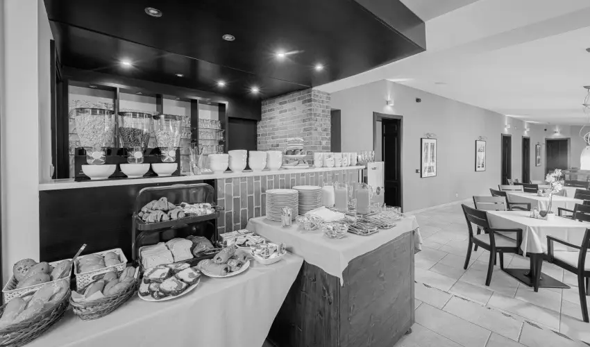 Bazilika alatti Panzi Esztergom - Oktber 23. 