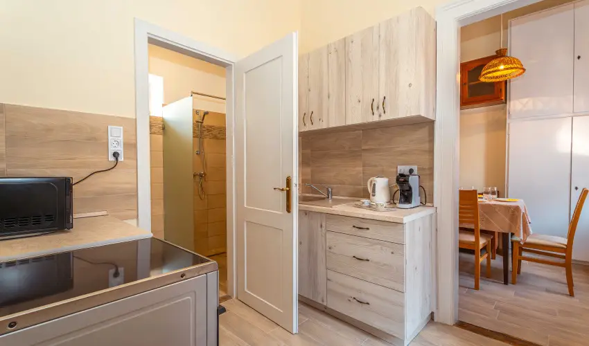 Belvrosi Zongors Apartman Keszthely - Oktber 23.