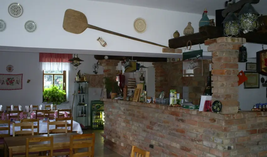 Bnyei Fogad s tterem Erdbnye - Oktber 23.