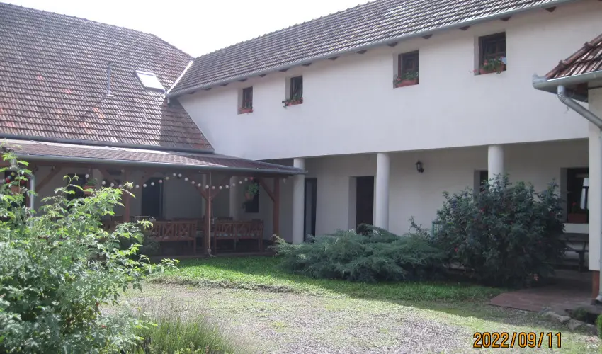 Bnyei Fogad s tterem Erdbnye - Oktber 23.