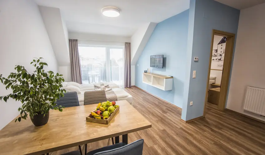Berill Suites Srvr - Oktber 23. (min. 2 j)