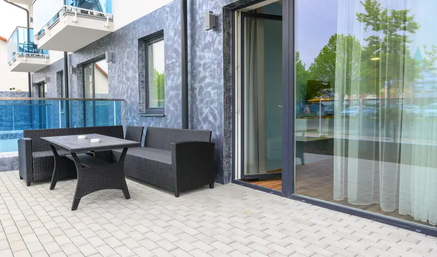 Berill Suites Srvr - Oktber 23. (min. 2 j)