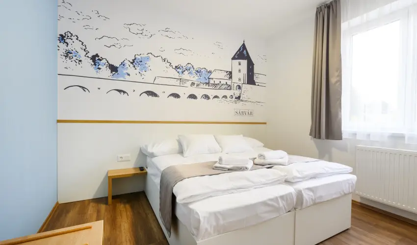 Berill Suites Srvr - Oktber 23. (min. 2 j)