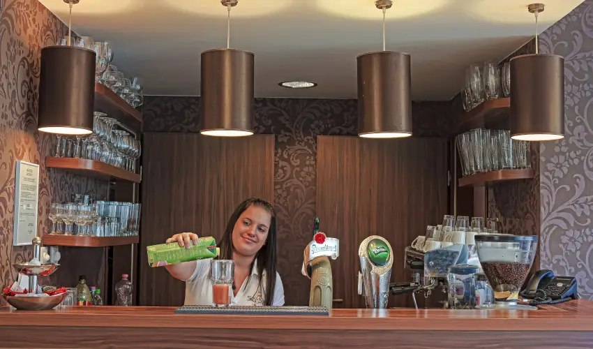 Szpia Bio & Art Hotel Zsmbk - Oktber 23.