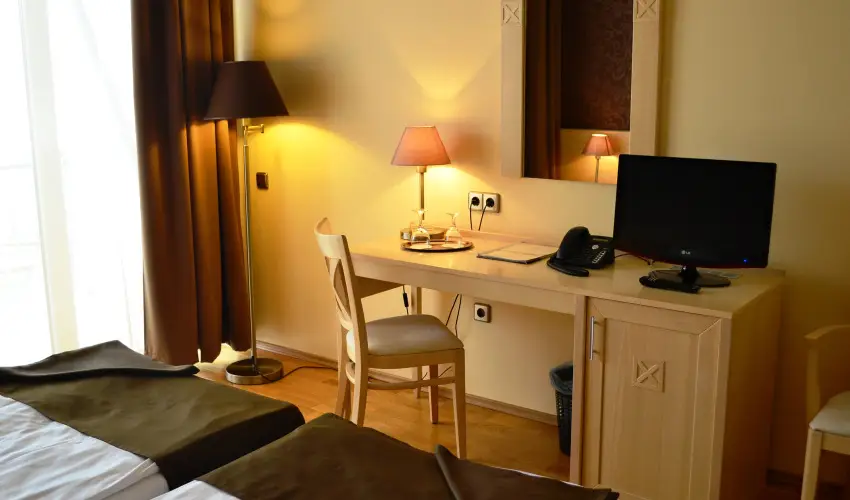 Szpia Bio & Art Hotel Zsmbk - Oktber 23.