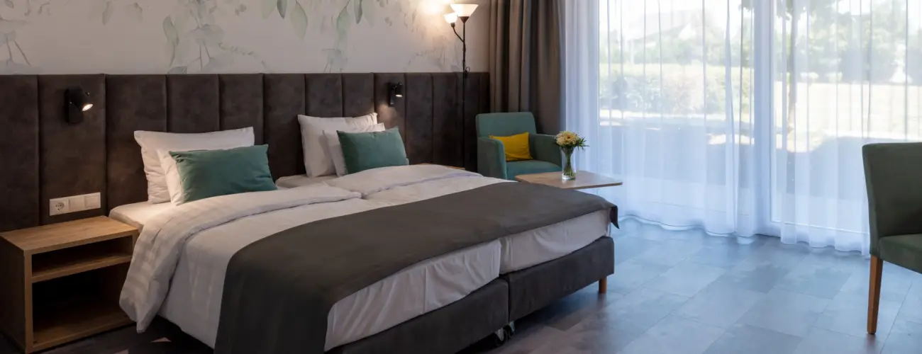 Szpia Bio & Art Hotel Zsmbk - Oktber 23.
